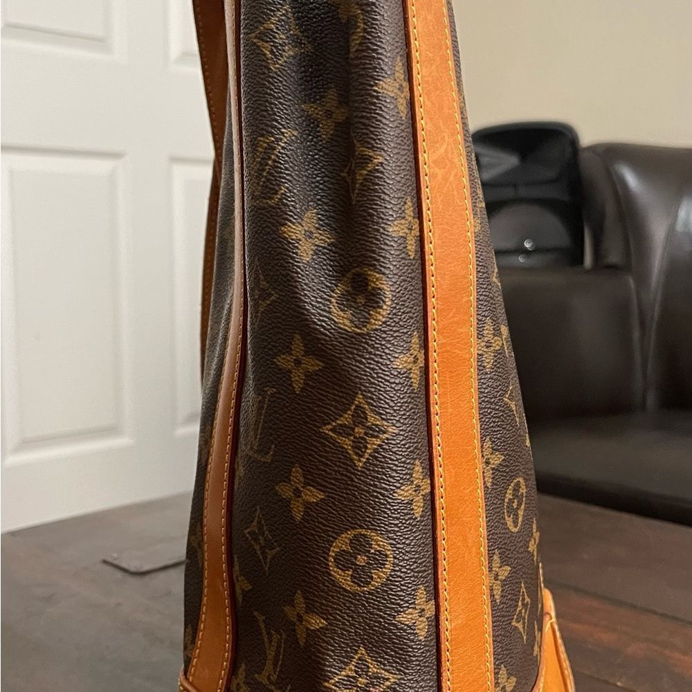 Louis Vuitton Randonne GM - Picture 7 of 7